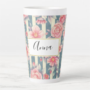 Rosa Wasserfarbenblumen auf Streifen Milchtasse