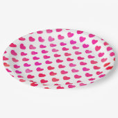 Rosa Wasserfarbenherzen Pappteller (Schrägansicht)