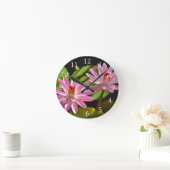 Rosa Wasserlilie Runde Wanduhr (Zuhause)