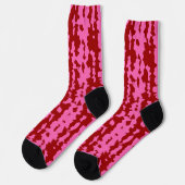 Rosa Weinrot Unregelmäßiges abstraktes Design  Socken (Linkes Detail)