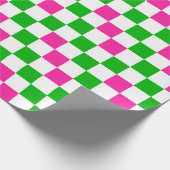Rosa Weiß Grün Kariertes Design Geschenkpapier (Ecke)