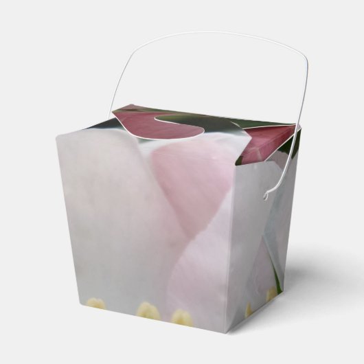 Rosa weiße Blume Abnehmen Geschenkschachtel (Vorderseite)