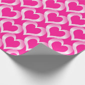 Rosa Weiße Herzen Muster Geschenkpapier (Ecke)