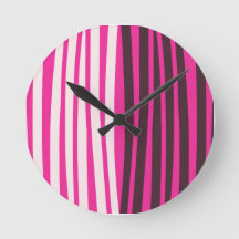 Rosa, weiße und schwarze senkrechte Streifen