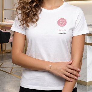 Rosa Weißer Mitarbeiter Name Business Logo Salon T-Shirt