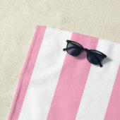 Rosa weißes und schwarzes gestreiftes Badetuch (Beispiel)