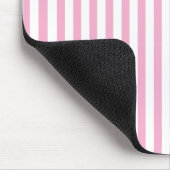 Rosa-weißes vertikales Streifenmuster-Design Mousepad (Ecke)