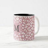 Rosa Weißleopard Print Monogram Zweifarbige Tasse (VorderseiteRechts)