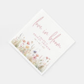 Rosa Wildblumen Liebe im BlütenBrautparty Serviette (Ecke)