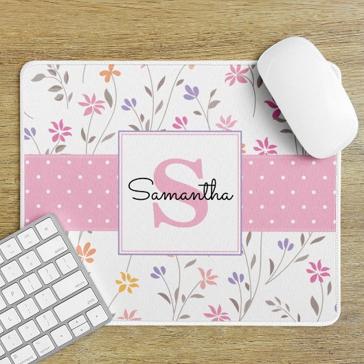 Rosa Wildblumen-Monogramm Mousepad