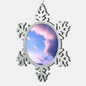 Rosa Wolken Schneeflocken Zinn-Ornament (Rechts)