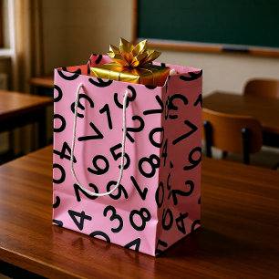 Rosa Zahlenmuster – Süßes Mathematik-Design Mittlere Geschenktüte