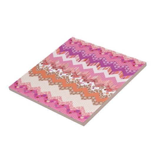 Rosa Zickzack Fliese (Seite)