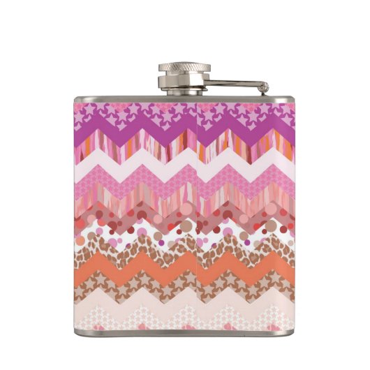 Rosa Zickzackhintergrund Flachmann (Rückseite)