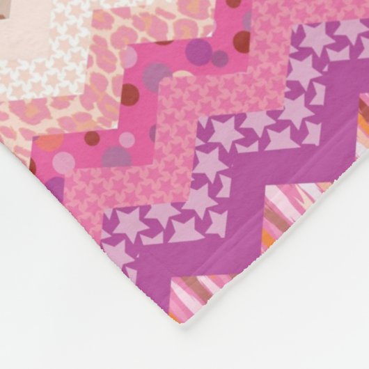 Rosa Zickzackhintergrund Fleecedecke (Ecke)