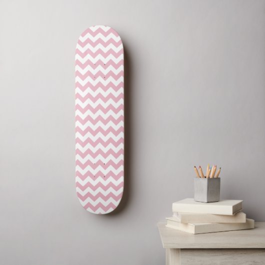 Rosa Zigzag, rosa Zickzack, geometrisches Muster Skateboard (Wandkunst)