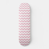 Rosa Zigzag, rosa Zickzack, geometrisches Muster Skateboard (Vorderseite)