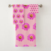 Rosa Zinnia Blume Nahtloses Muster auf Badhandtuch Set (Insitu)