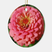 Rosa Zinniaverzierung Keramikornament (Links)