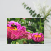Rosa Zinnie mit Hummeln, rosa Blume, niedliche Bie Dankeskarte (Stehend Vorderseite)