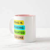 Rosa zweifarbige Tasse SO_THIS_IS_HOW_BEING_GRADUA (Vorderseite Links)