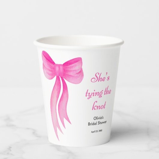 Rosafarbene Schleife - Sie knüpft den Knoten - Jun Pappbecher (Vorderseite)