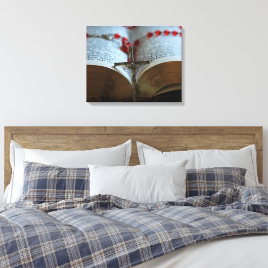Rosary und Bibel 1 Leinwanddruck (Insitu (Schlafzimmer))