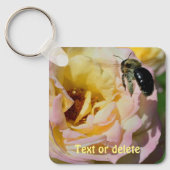Rose And Bumble Bee Nature Personalized Schlüsselanhänger (Vorderseite)
