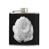 Rose auf schwarzem Hintergrund Flachmann (Vorderseite)