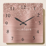 Rose aus gebürstetem Metall, Gold Rosa Glitzer Mon Quadratische Wanduhr<br><div class="desc">Rose Gold - Rosa schwarze Imitate Foil Metallic Sparkle Glitzer gebürstete Metal Monogram Name Clock. Das macht den perfekten 16 Geburtstag,  Hochzeit,  Brautparty,  Jubiläum,  Babydusche oder Junggeselinnen-Abschied Geschenk für jemanden,  der Lieben glamourösen Luxus und schicke Stile.</div>