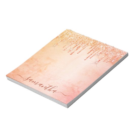 Rose aus Korallen Rosa Glitzer Marmor Monogramm Notizblock (Rotiert)