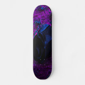 Rose aus schwarzem Material, Schwarze Spinnen Skateboard (Vorderseite)