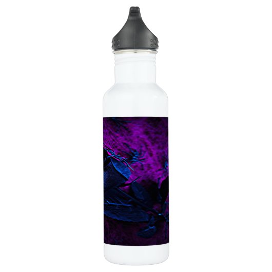 Rose aus schwarzem Material, Schwarze Spinnen Trinkflasche (Rechts)