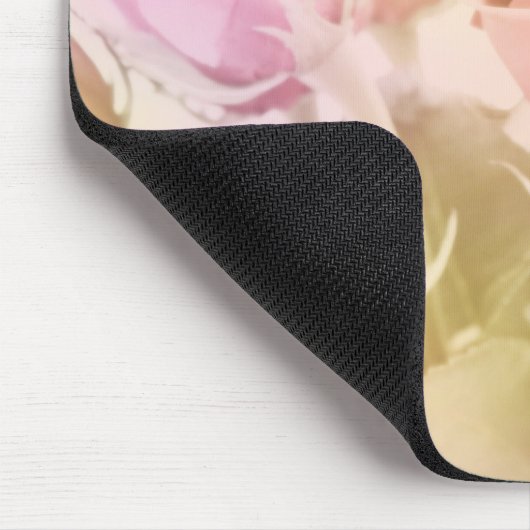 Rose aus weichem Pastell Mousepad (Ecke)