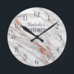 Rose aus weißem Marmor Gold Kupfer Glitzer Küche Runde Wanduhr<br><div class="desc">Elegante Chic Rose Gold und White Marble Monogram Wohngestaltung Design bereit,  um mit Ihrem Monogramm zu personalisieren.</div>