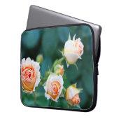 Rose Beige Gentle Laptopschutzhülle (Vorderseite Links)