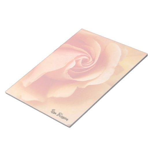 Rose Blossom / Aprikosenpfirsich / Nahes Foto Notizblock (angewinkelt)