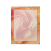 Rose Blossom / Aprikosenpfirsich / Nahes Foto Notizblock (Rotiert)