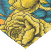 Rose Blume und Goldflossenvögel Tischdecke (Schrägansicht)