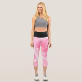 Rose Blume und Schwarz Capri Leggings (Vorderseite)