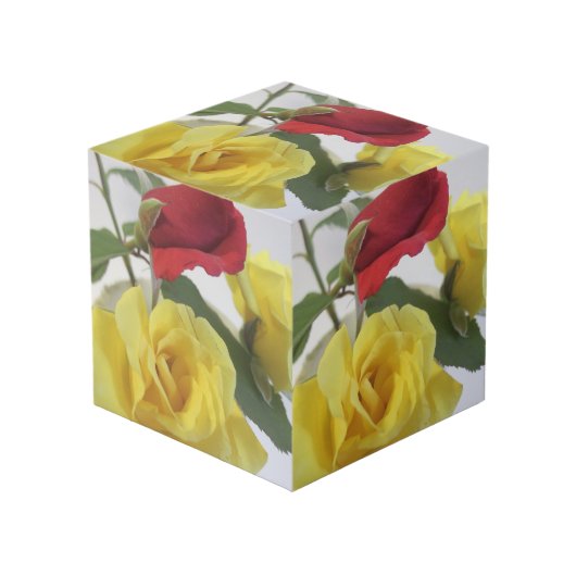 Rose Custom 4 Zoll Foto Cube Würfel (Vorderseite Schrägansicht)