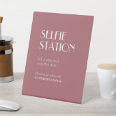 Rose | Dark Rose Wedding Selfie Station Sockelschild (In SItu)