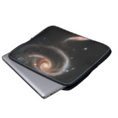 Rose der Galaxien Laptopschutzhülle (Vorne Knopf)