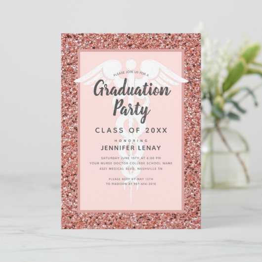 Rose der Krankenschwester Gold Glitzer Graduation Einladung (Stehend Vorderseite)