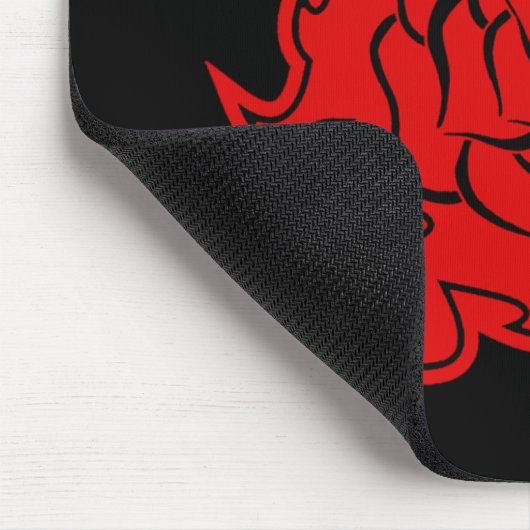 Rose der Stämme in Rot und Schwarz Mousepad (Ecke)
