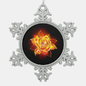 Rose des blühenden Feuers Schneeflocken Zinn-Ornament (Vorderseite)
