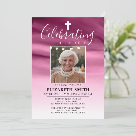 Rose des Lebens Rosa Ombre Foto Beerdigung Einladung (Stehend Vorderseite)