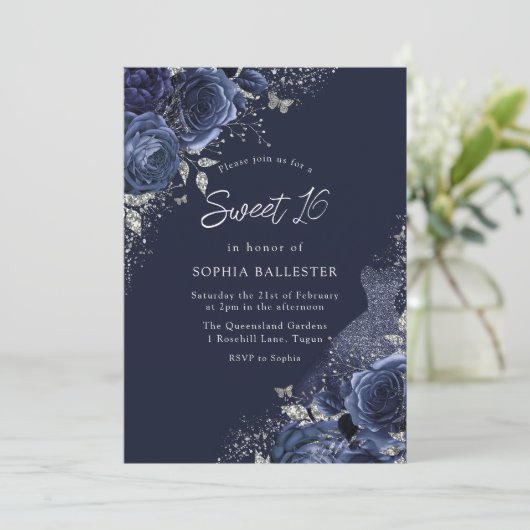 Rose & Dress Navy & Silver Sweet 16 Party Einladung (Stehend Vorderseite)