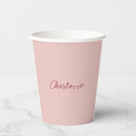 Rose für handgeschriebene Skriptnamen mit Minimali Pappbecher (Vorderseite)