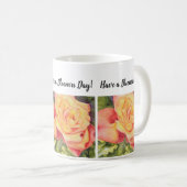 Rose Gelb und Pfirsichfarben Blume Kaffeetasse (VorderseiteRechts)